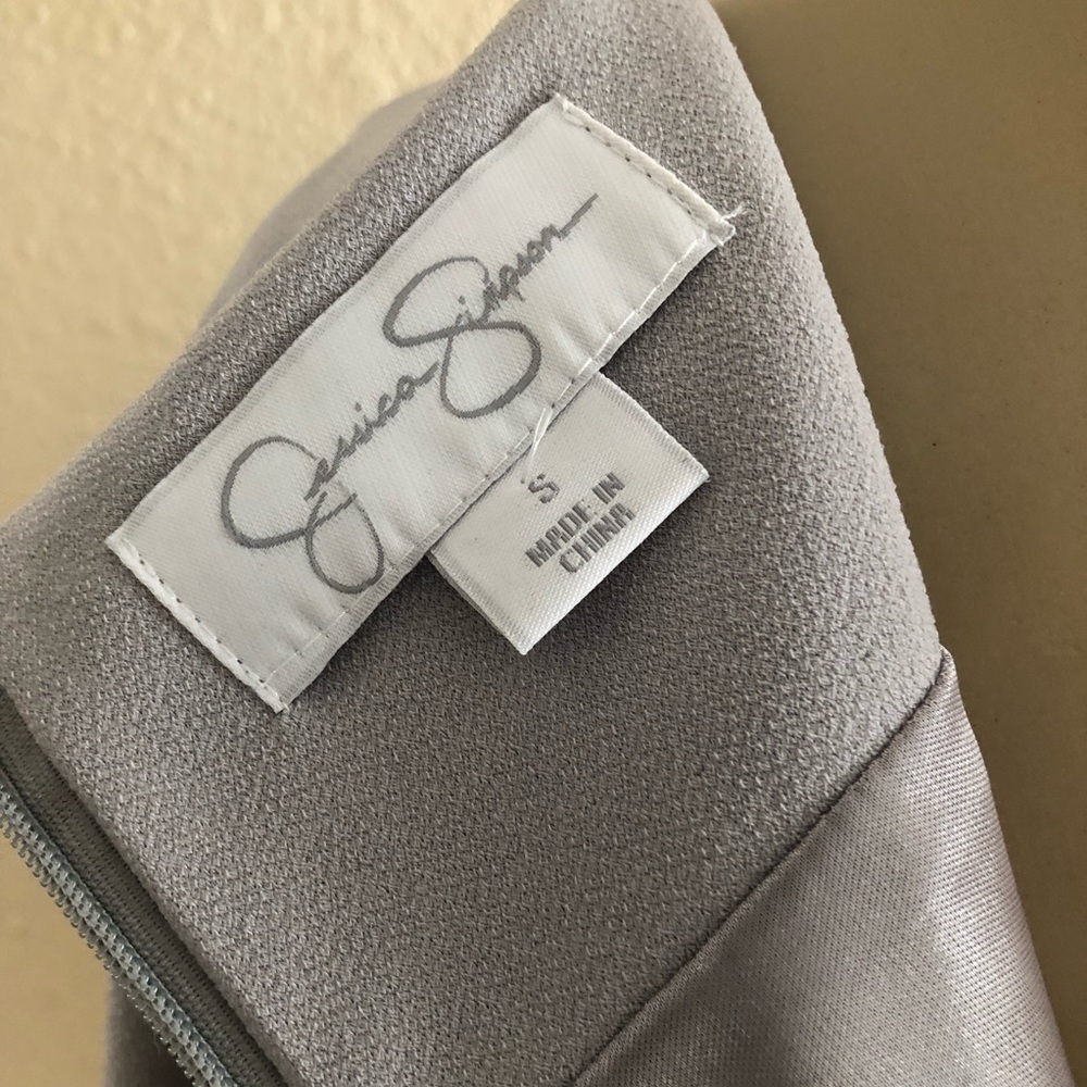 Jessica Simpson Semi Formal Light Grey Dress Size S - Picture 10 of 10